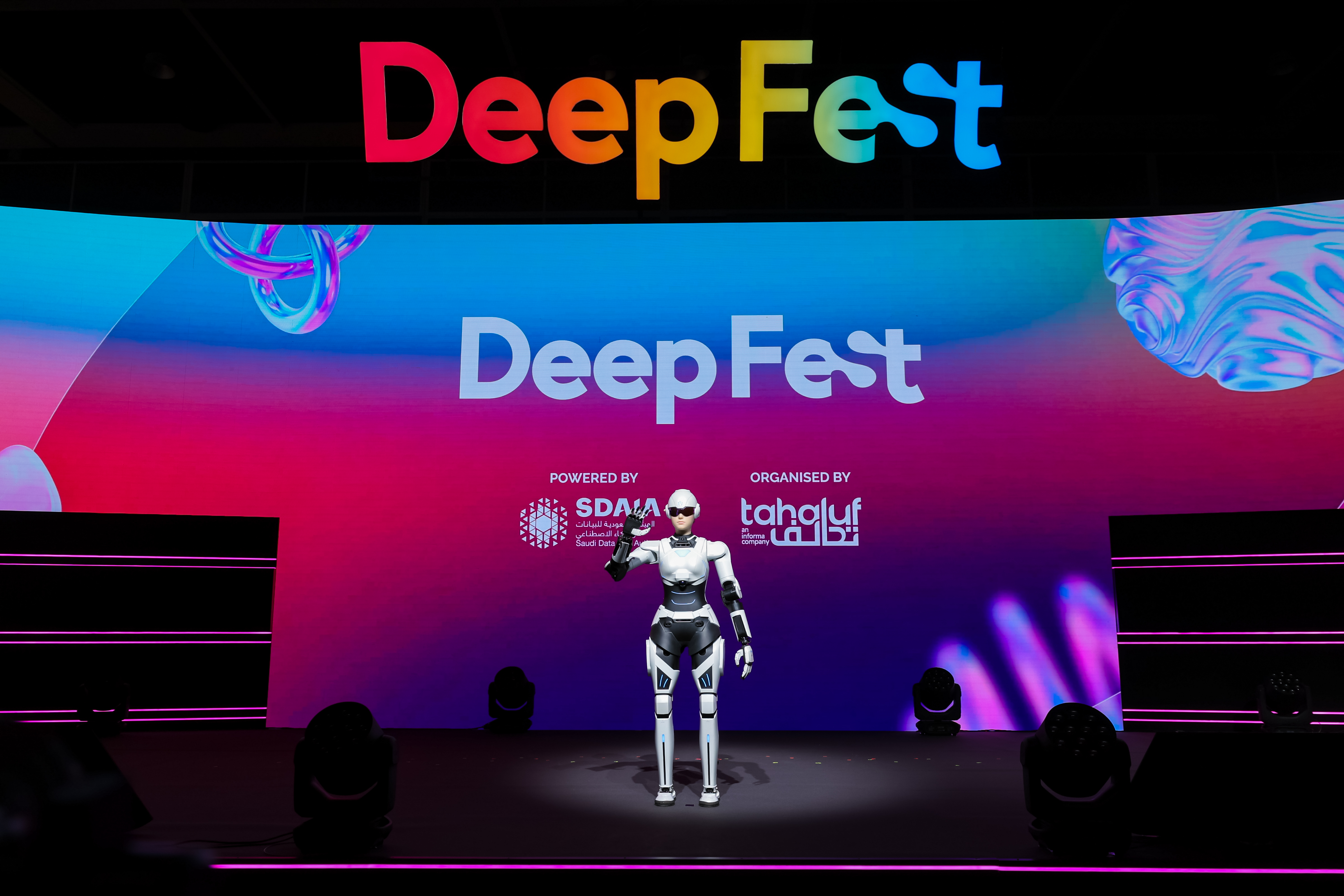 AiMOGA Debuts at LEAP East Hong Kong, Showcasing Real-World Applications on the Global Technology Stage